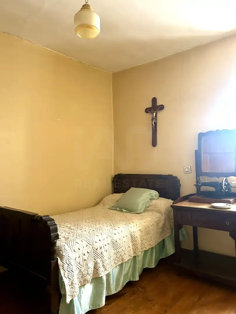 Habitación de Finca rústica en venta en Riello con Calefacción