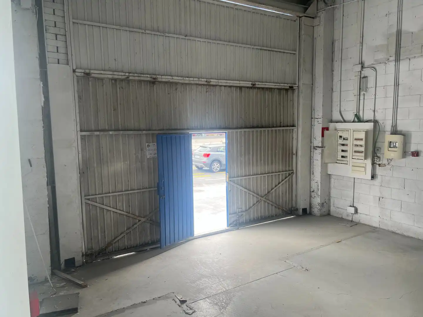 Nau industrial de lloguer en Teo