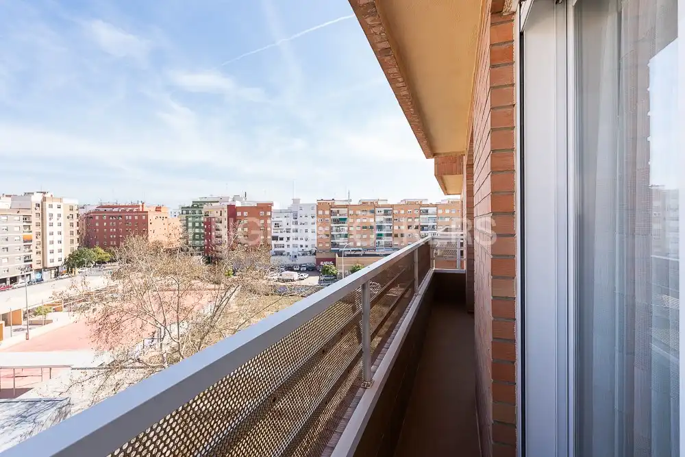 Balcony of Flat for rent in Valencia  with Air Conditioner, Heating and Parquet flooring