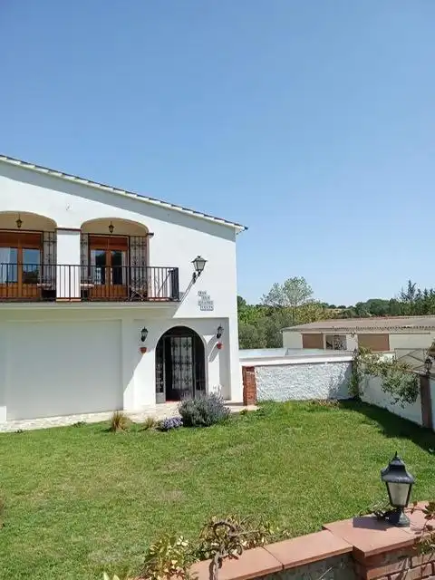 Vista exterior de Casa o xalet en venda en Sant Llorenç d'Hortons amb Calefacció, Jardí privat i Terrassa