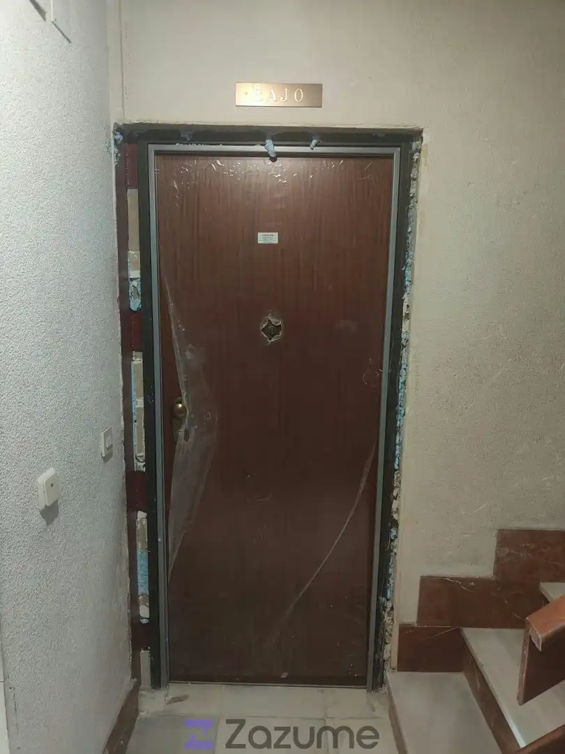 Flat for rent in Madrid  with Oven, Washing machine and Microwave
