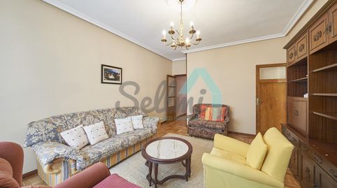 Foto 5 von Wohnung zur Miete in Sacramento, Auditorio - Seminario - Parque de Invierno, Oviedo