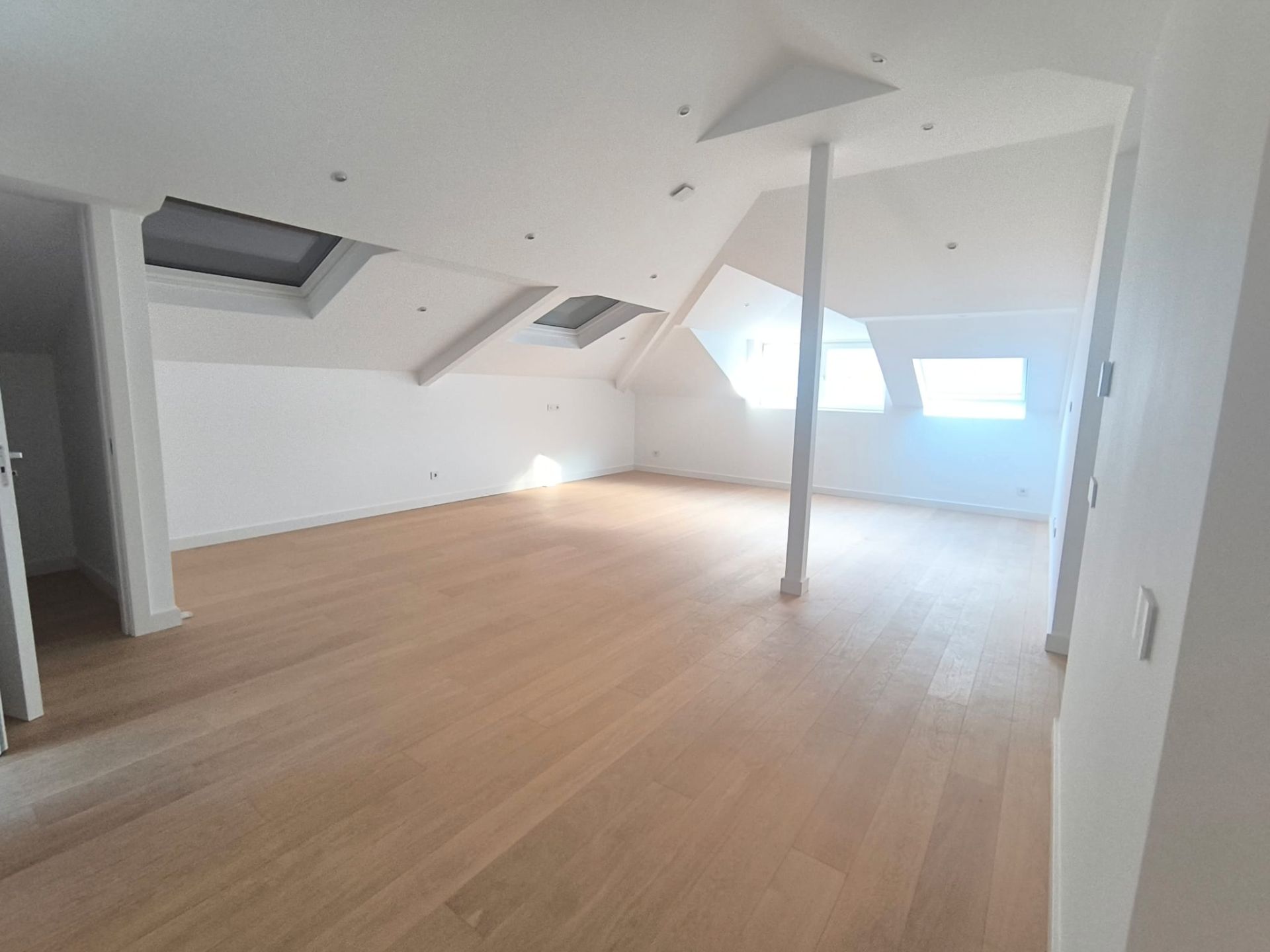 Flat for sale in Pontevedra Capital   with Air Conditioner, Heating and Parquet flooring