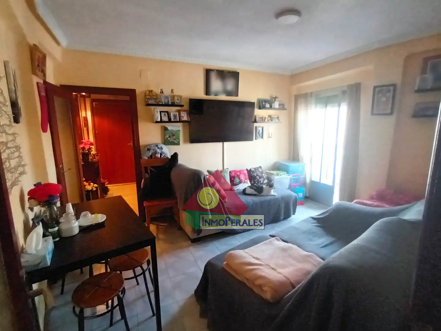 Living room of Flat for sale in Madrid  with Air Conditioner and Balcony