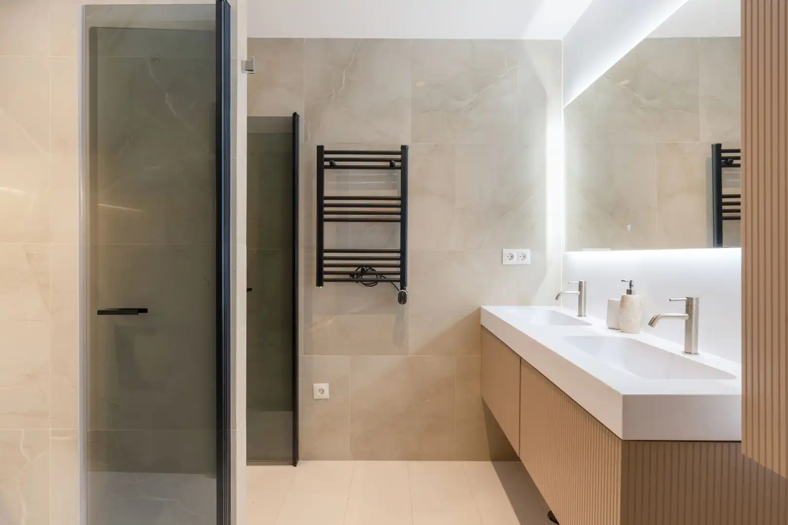 Baño de Apartamento en venta en Marbella con Aire acondicionado, Terraza y Trastero