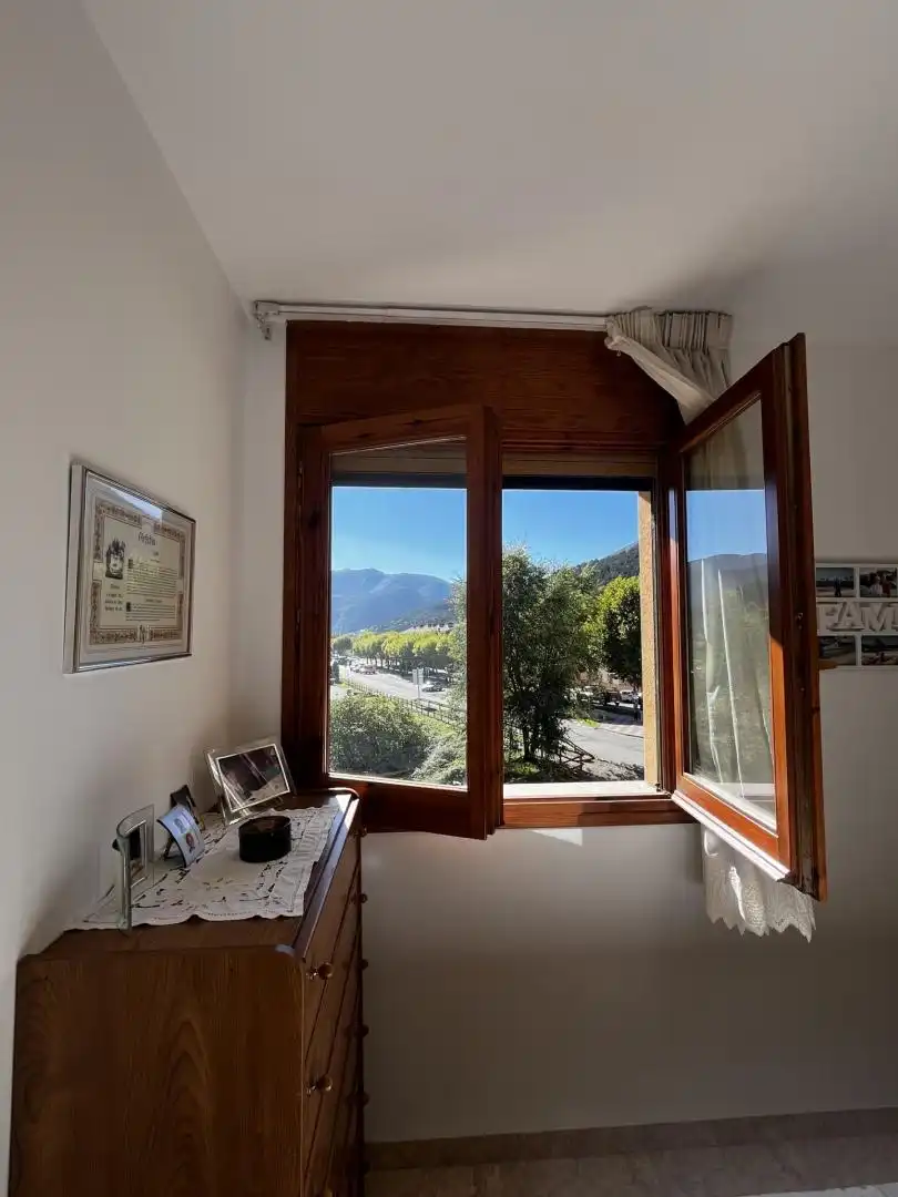Vista exterior de Piso en venta en Bagà, Barcelona