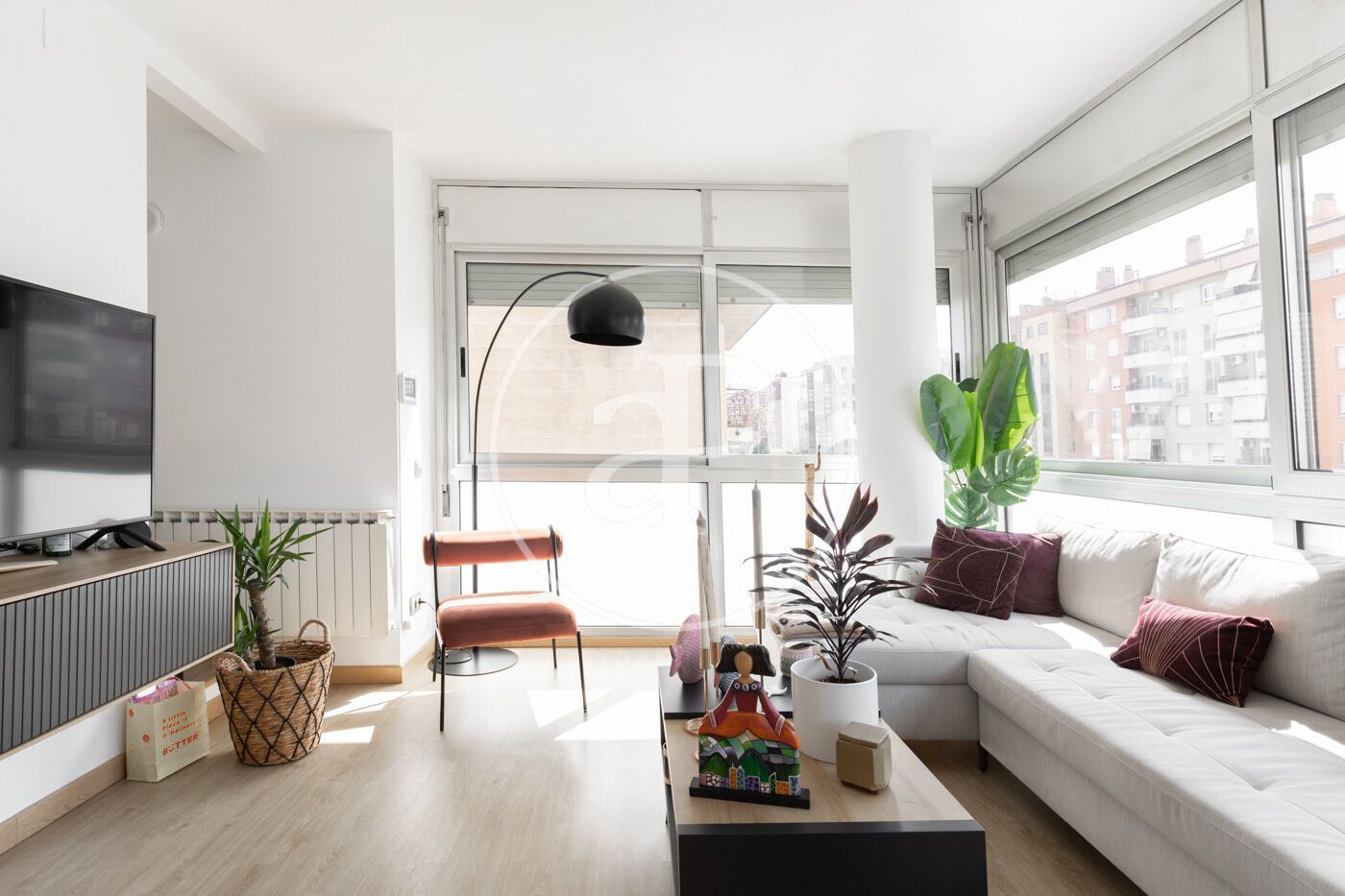 Living room of Flat for sale in Sabadell  with Air Conditioner, Heating and Storage room
