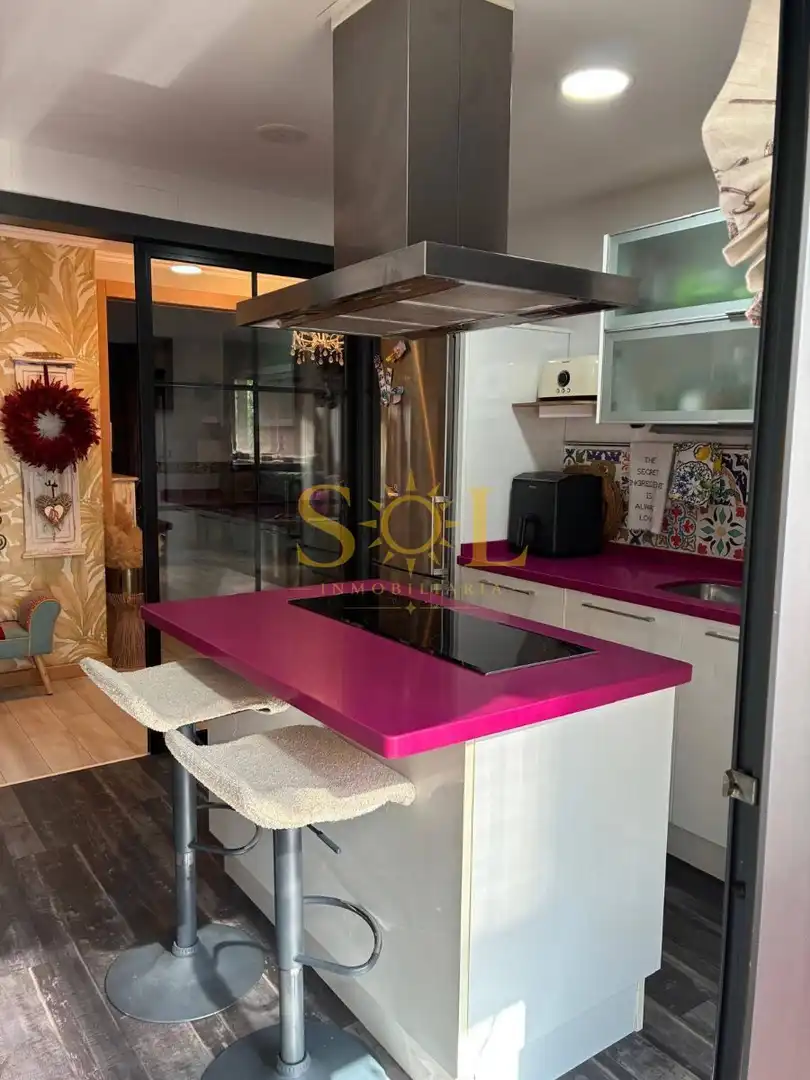 Piso con ascensor en venta en Calle Dos Hermanas, imagen 3