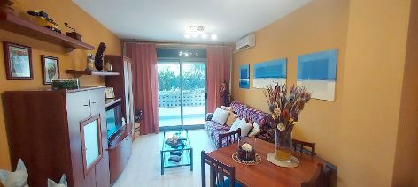 Sala d'estar de Apartament en venda en Vandellòs i l'Hospitalet de l'Infant amb Traster, Moblat i Balcó