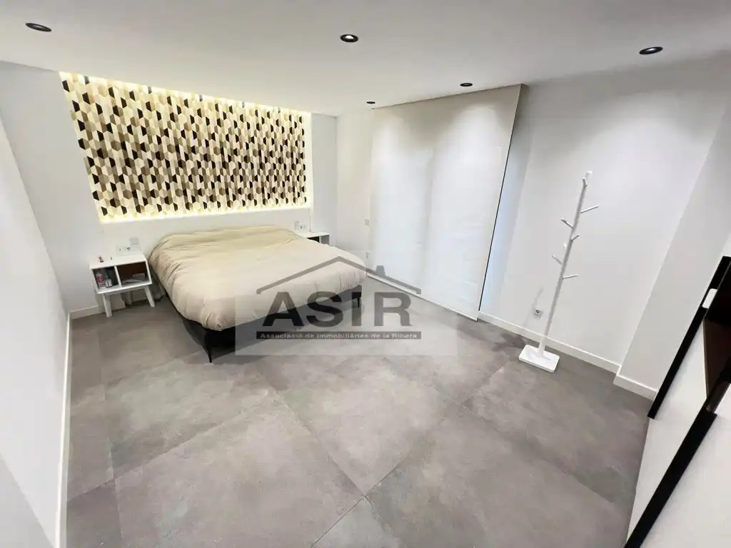 Bedroom of Houses for sale in Algemesí  with Air Conditioner and Swimming Pool