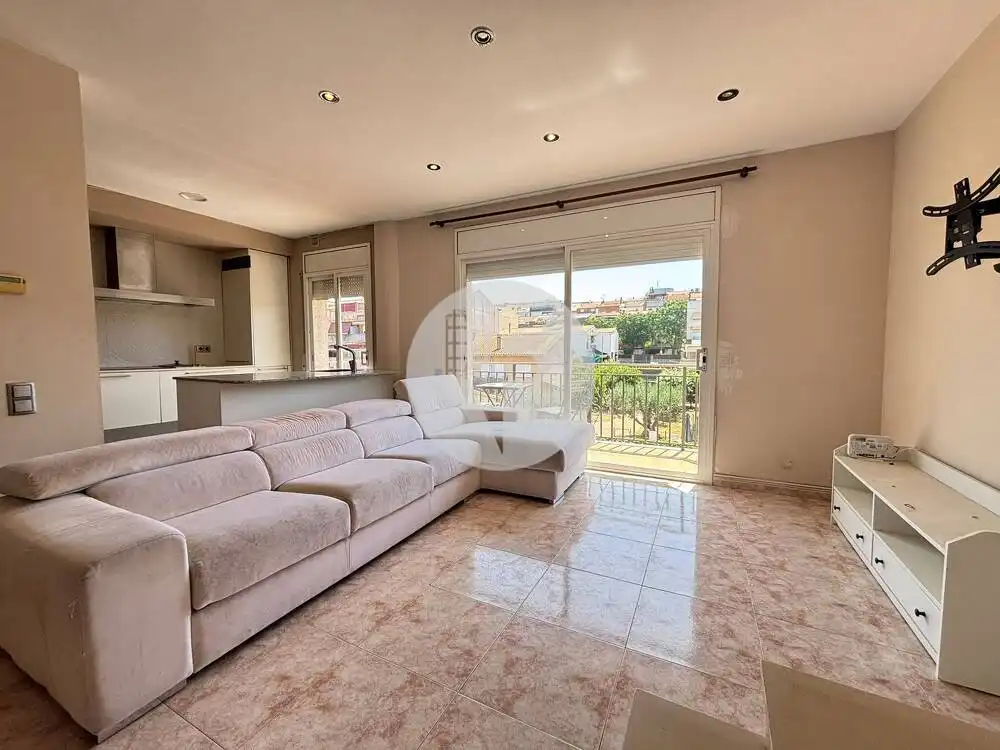Exterior view of Flat for sale in Les Franqueses del Vallès  with Air Conditioner, Heating and Terrace