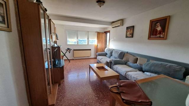 Piso en Venta en comercio en San Juan de Mozarrifar