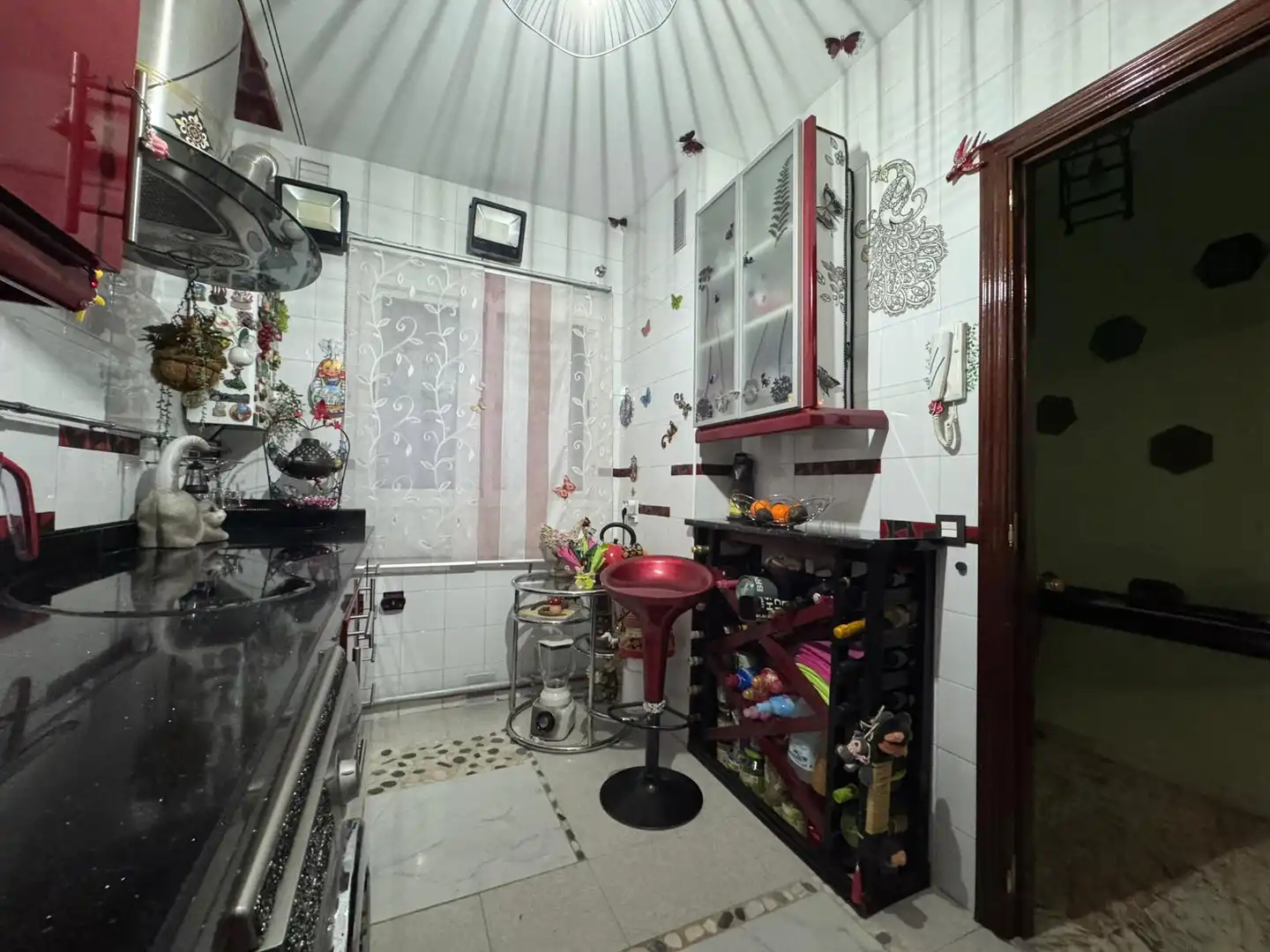 Kitchen of Flat for sale in Sevilla  with Terrace
