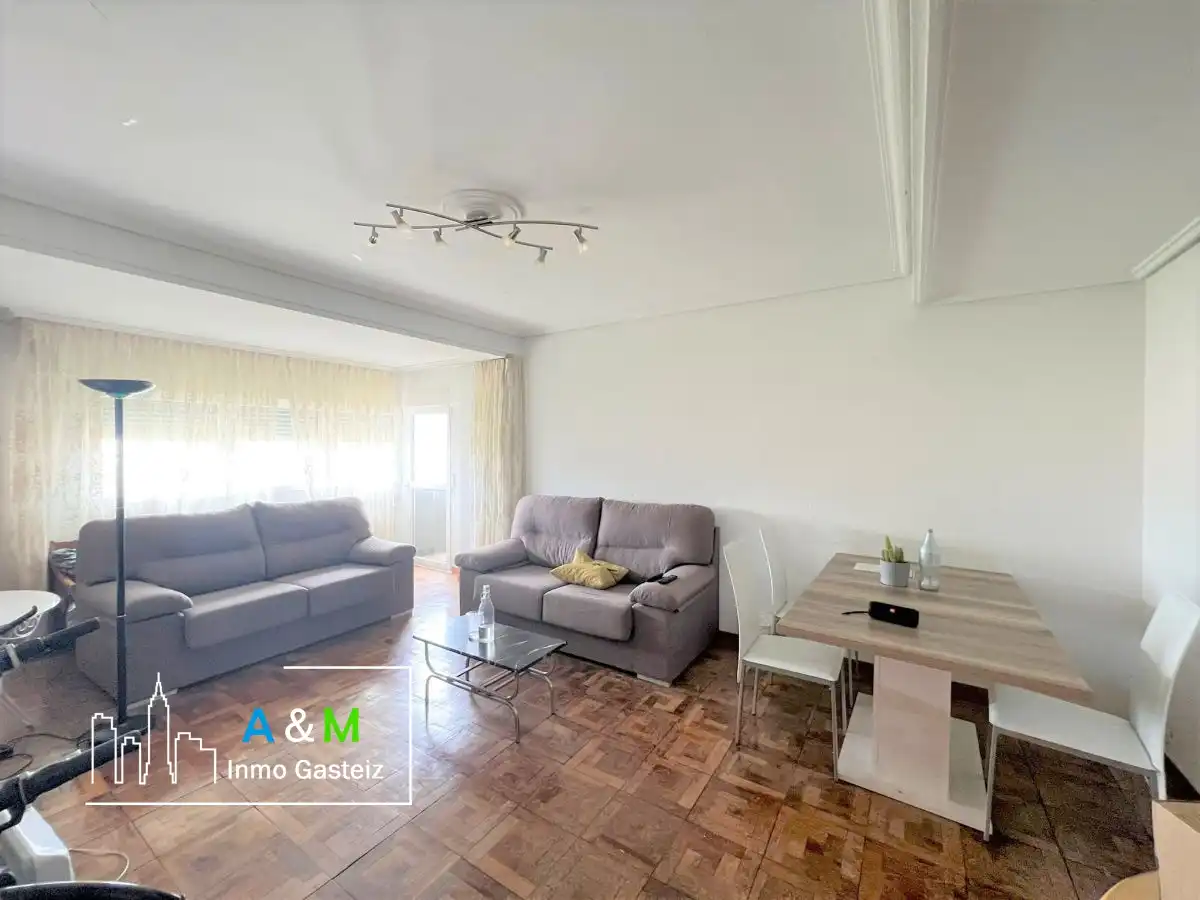 Flat for rent in JOSE ATXOTEGI, Gazalbide