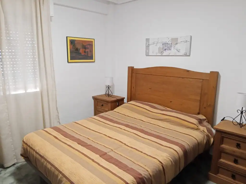 Habitación de Piso en venta en Valencia con Aire acondicionado, Amueblado y Horno