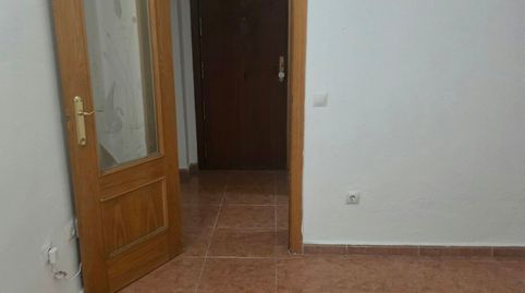 Foto 2 de Piso en venta en Reyes, Parla