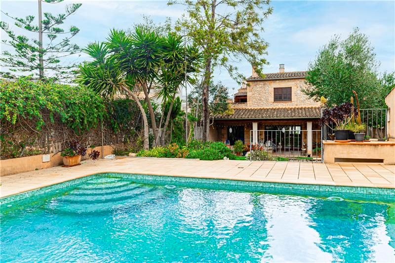 Piscina de Casa o xalet en venda en  Palma de Mallorca amb Aire condicionat, Calefacció i Jardí privat