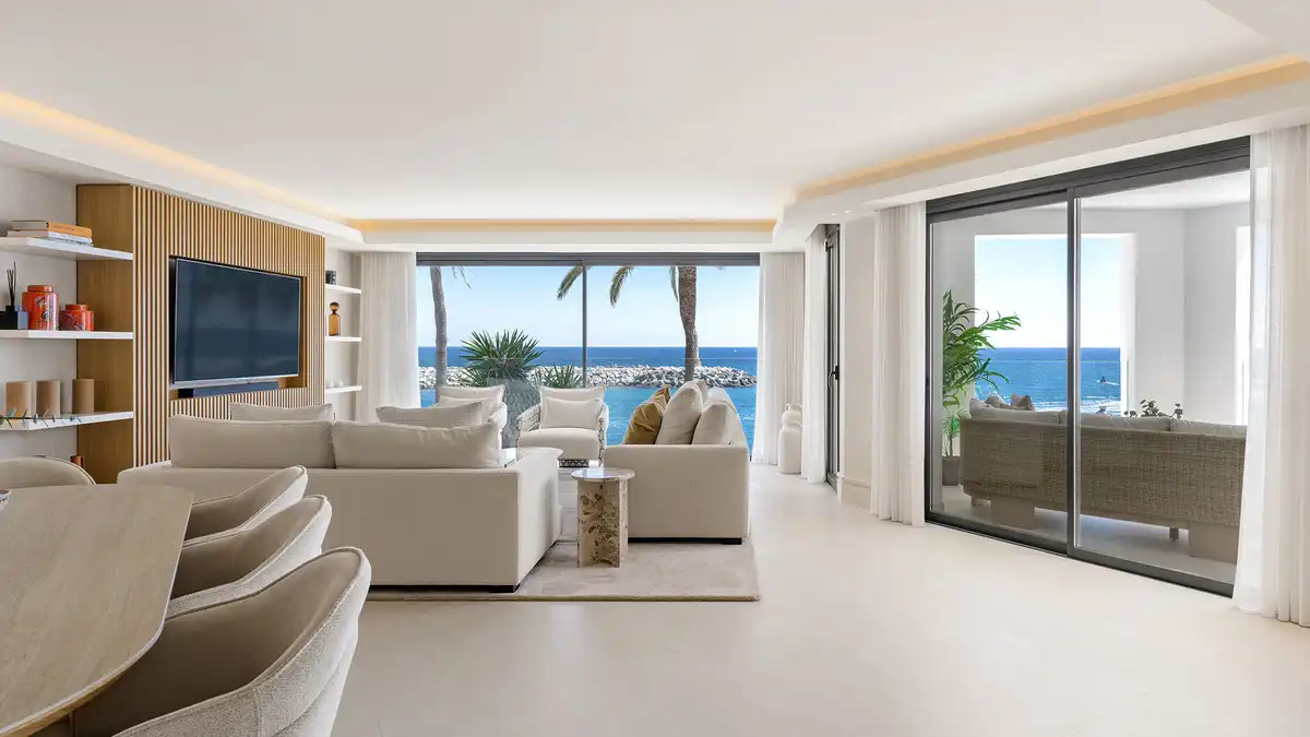 Wohnung mit Aufzug zum Verkauf in Nueva Andalucía, imagen 3