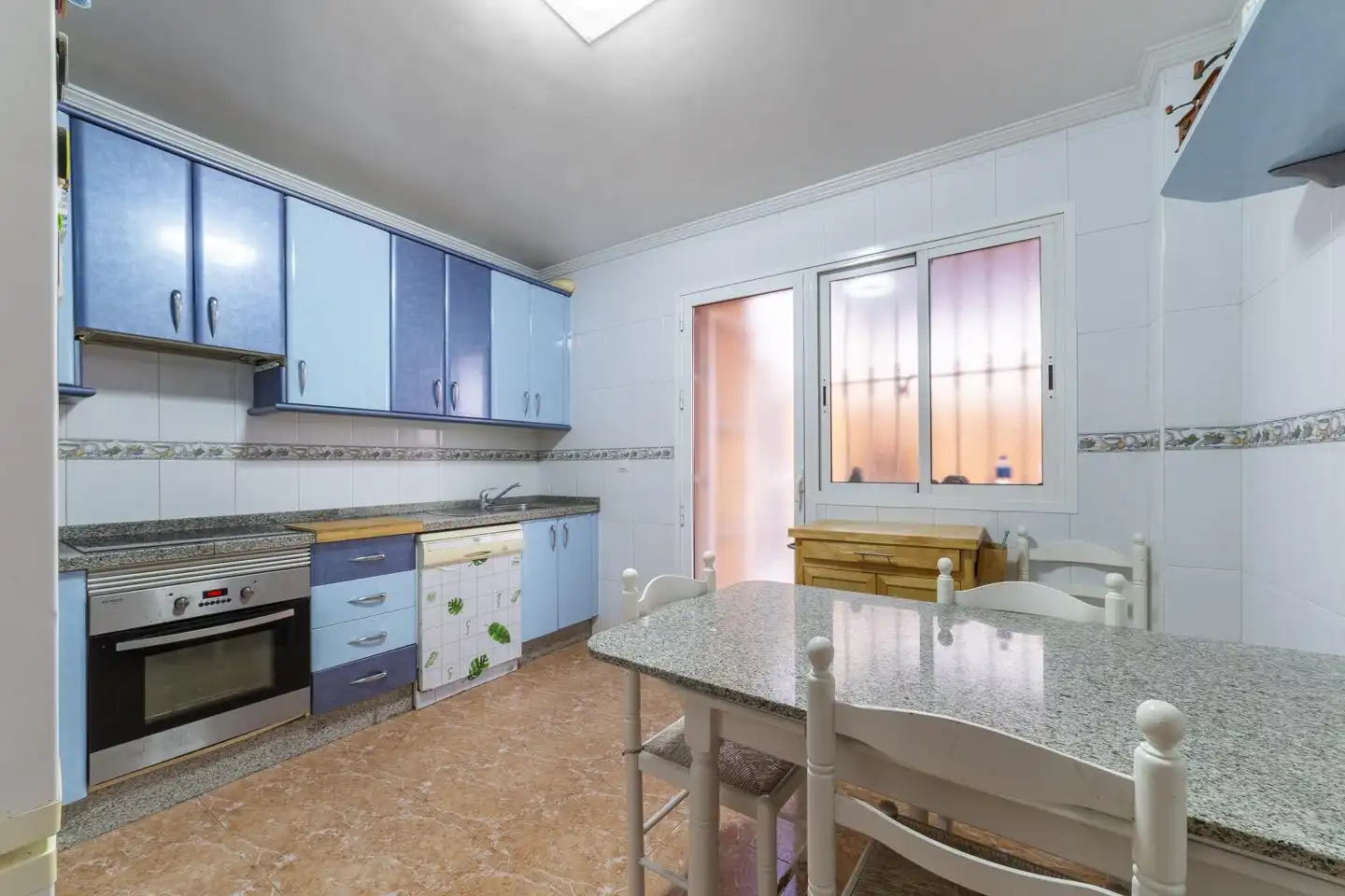 Houses for sale in Gazania, Costacabana - Loma Cabrera