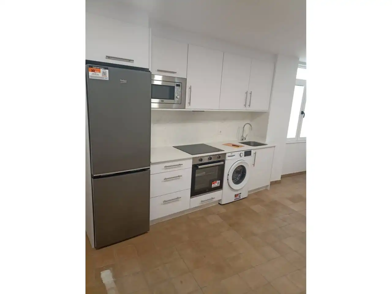 Kitchen of Flat for rent in Santiago de Compostela   with Parquet flooring, Terrace and Alarm