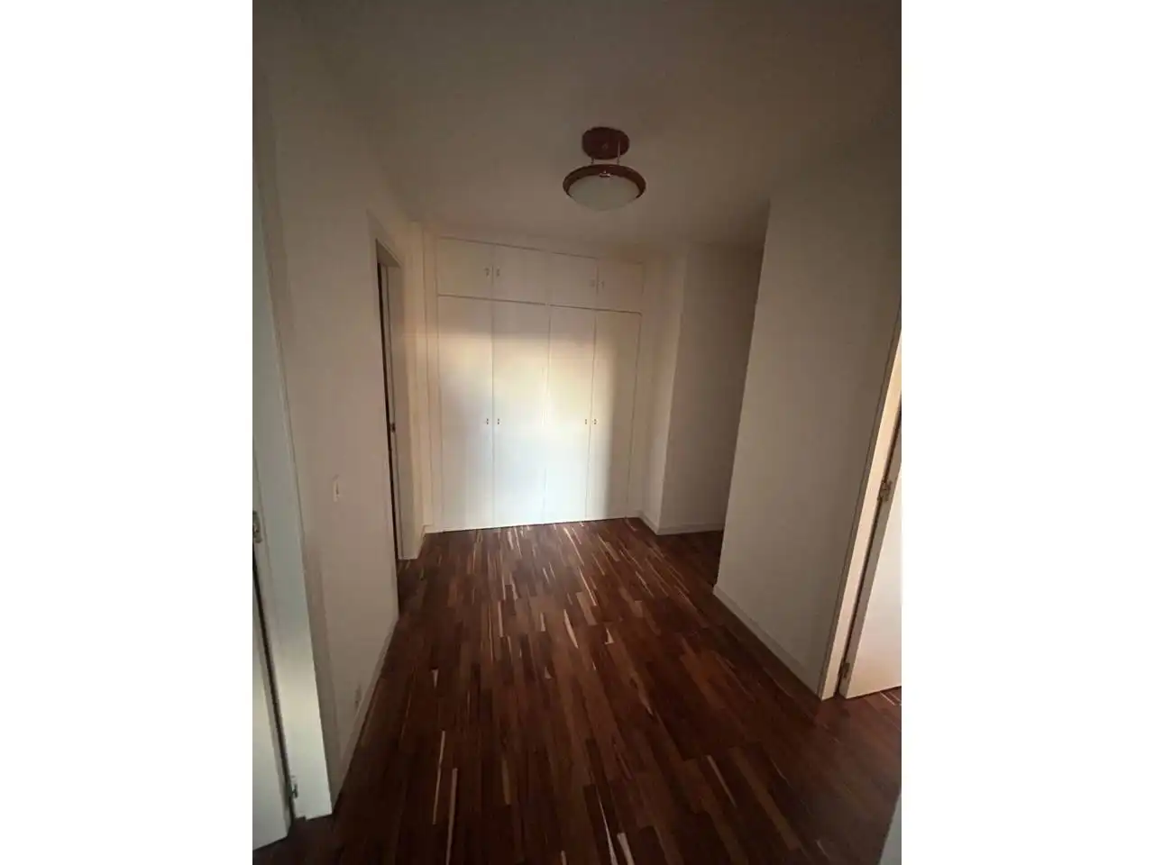 Dormitori de Pis de lloguer en Burgos amb Calefacció, Parquet i Terrassa