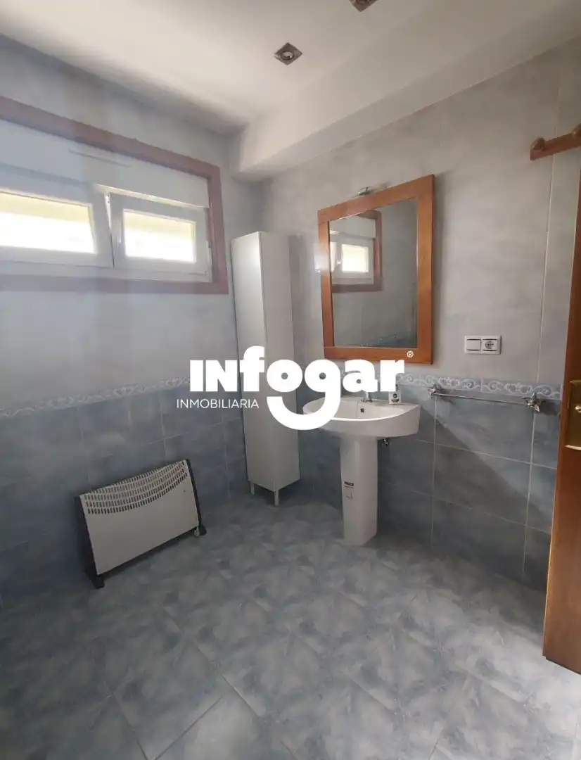 Bany de Casa o xalet de lloguer en A Guarda   amb Aire condicionat, Calefacció i Jardí privat