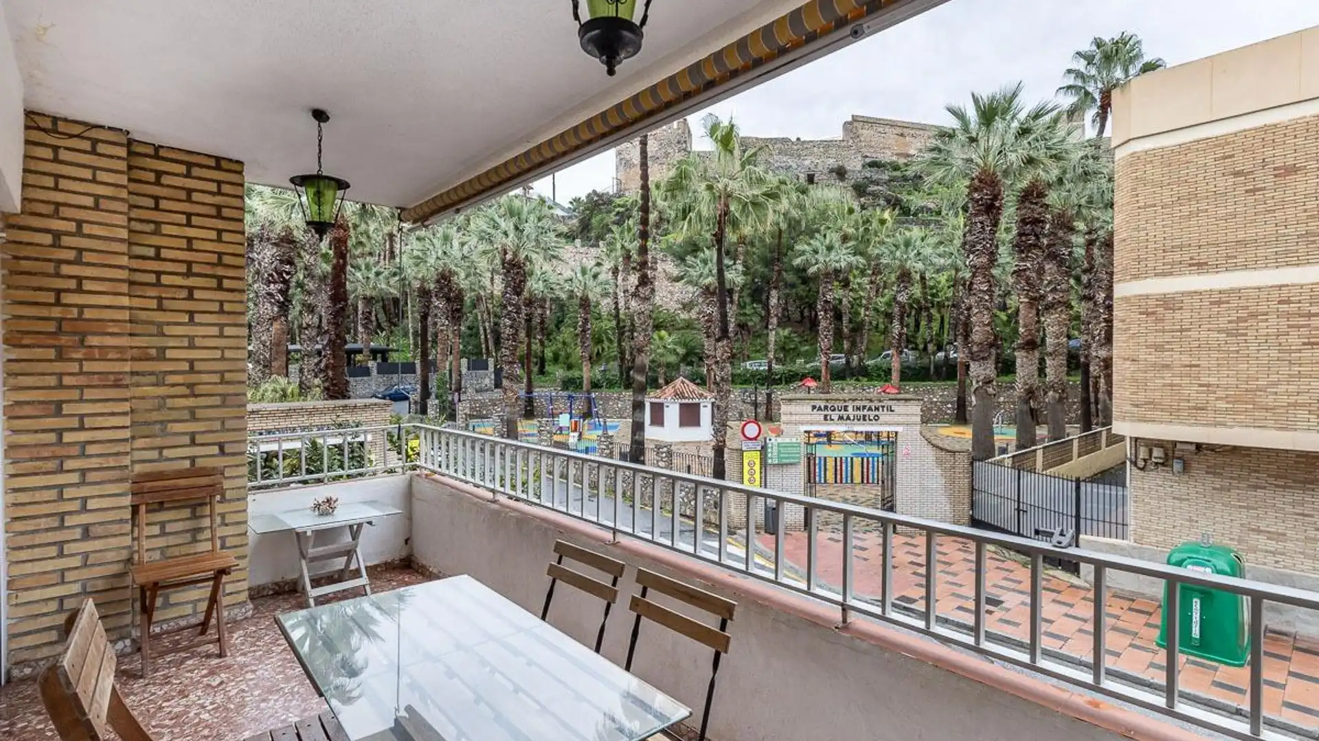 Terraza de Piso en venta en Almuñécar con Terraza y Balcón