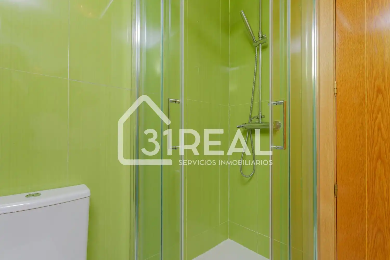 Badezimmer von Wohnung zum Verkauf in Madrid mit Klimaanlage, Heizung und Terrasse