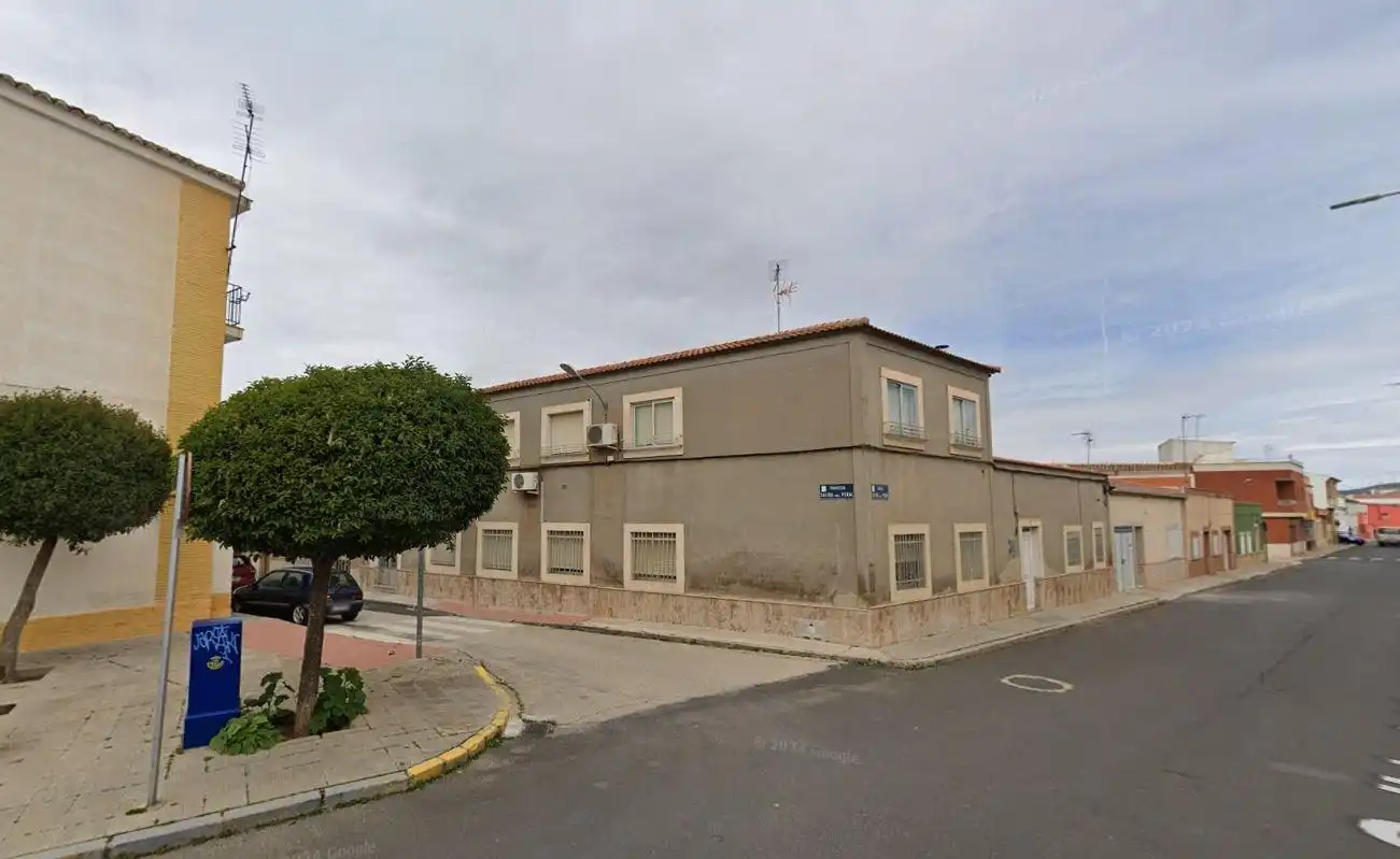 Flat for sale in SALIDA PERAL, imagen 2