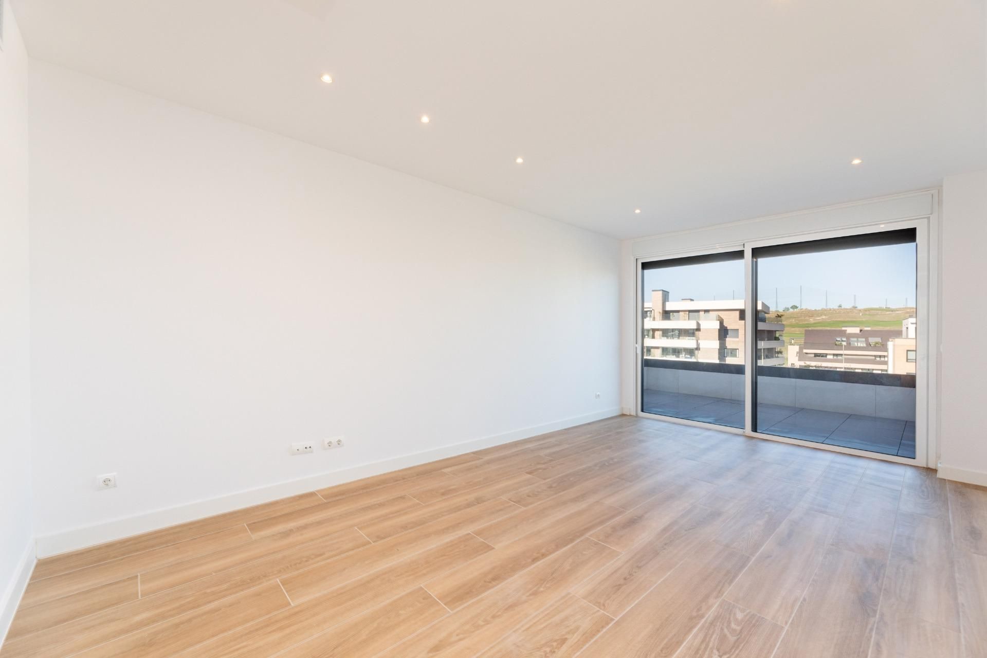 Dormitori de Pis en venda en  Madrid Capital amb Calefacció, Jardí privat i Terrassa