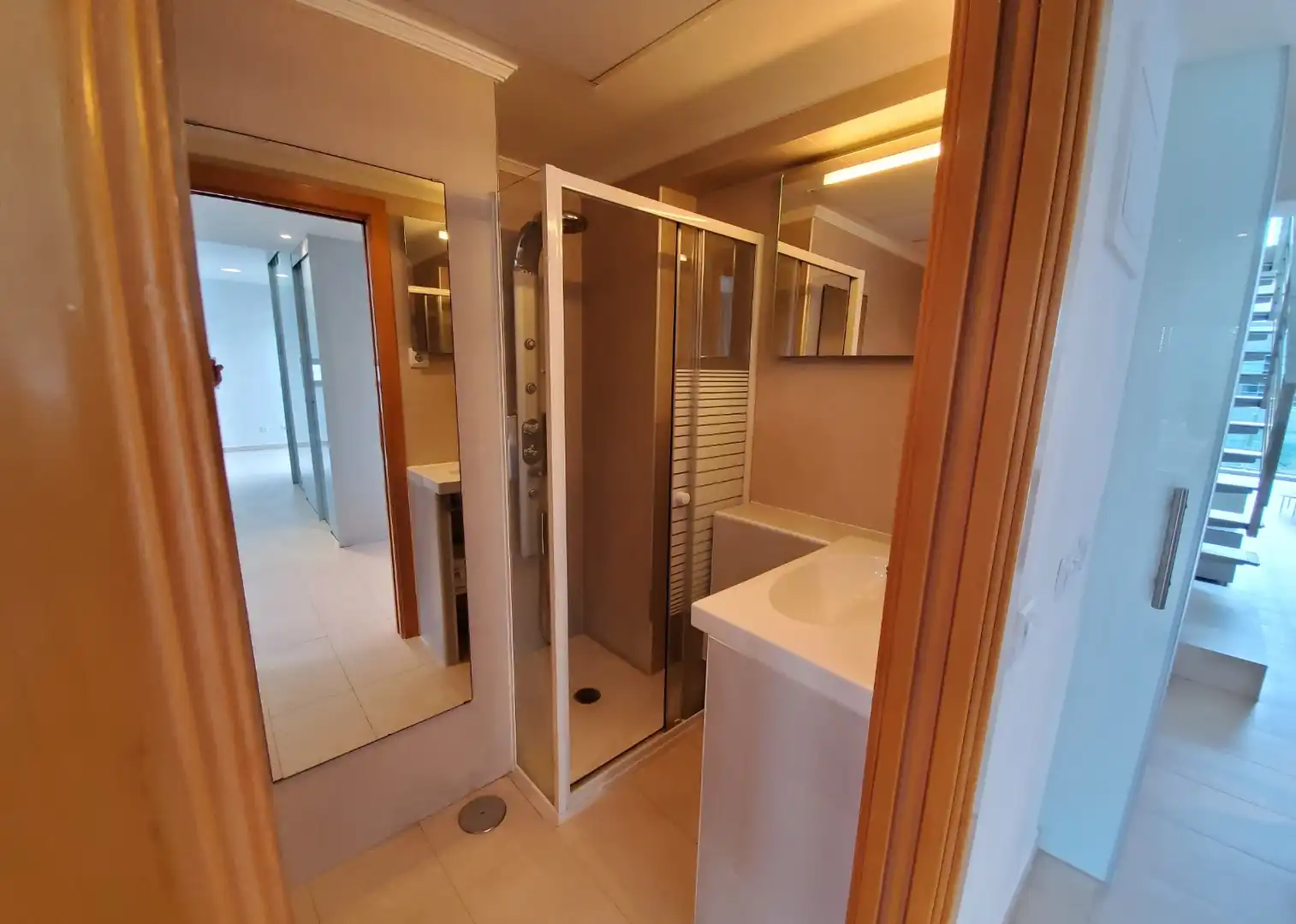 Baño de Dúplex en venta en San Sebastián de los Reyes con Aire acondicionado, Calefacción y Terraza