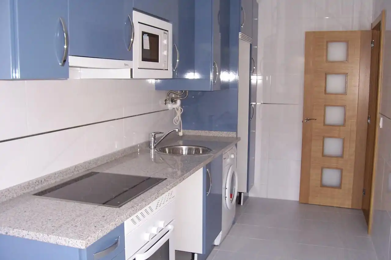 Piso en venta en Calle de Ramón Granda, El Carbayedo - El Quirinal