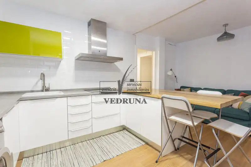 Küche von Wohnung zur Miete in Zaragoza mit Heizung, Ofen und Waschmaschine