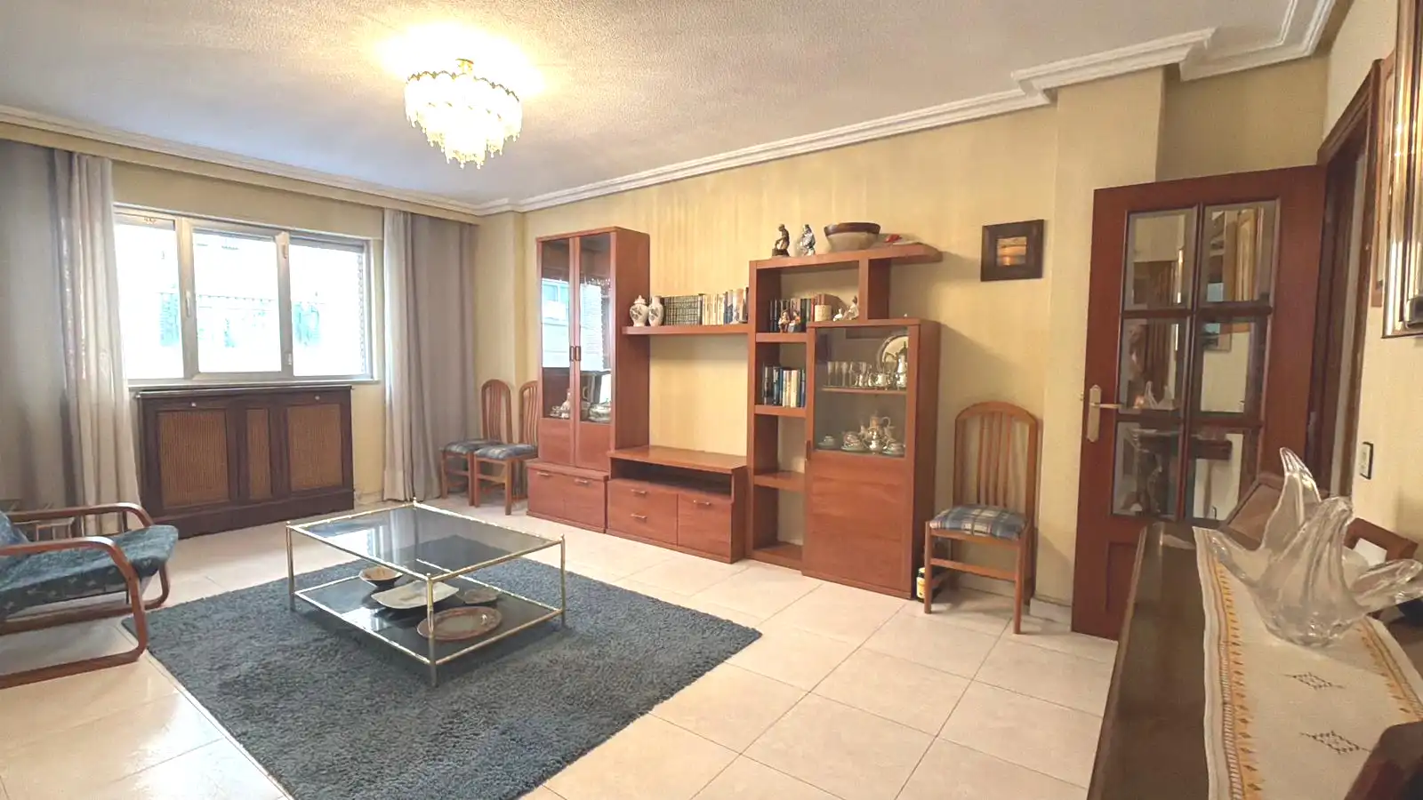Living room of Flat for sale in Salamanca  with Heating, Storage room and Furnished