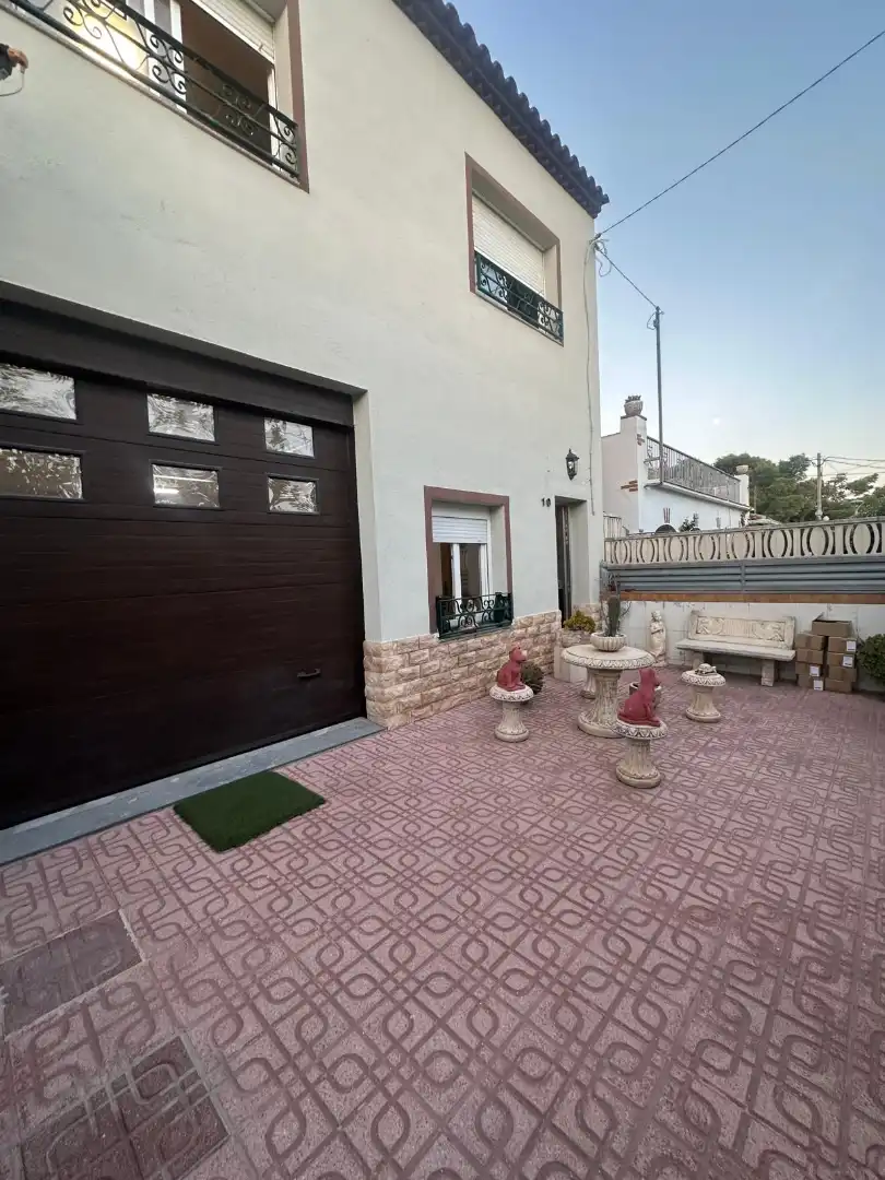 Chalet con terraza en venta en Miami Platja