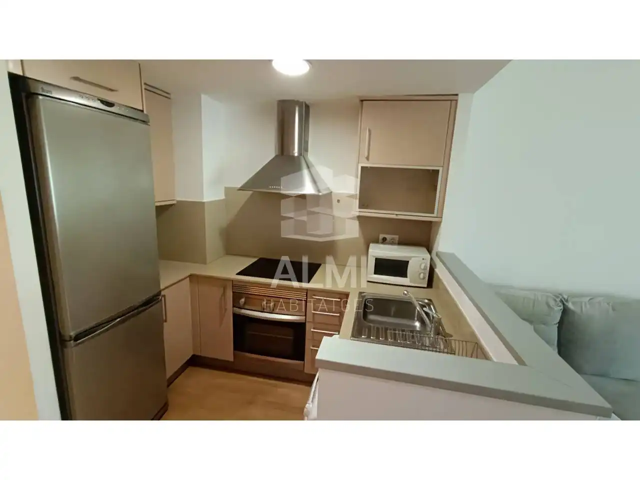 Cocina de Piso de alquiler en Barcelona con Aire acondicionado, Calefacción y Parquet