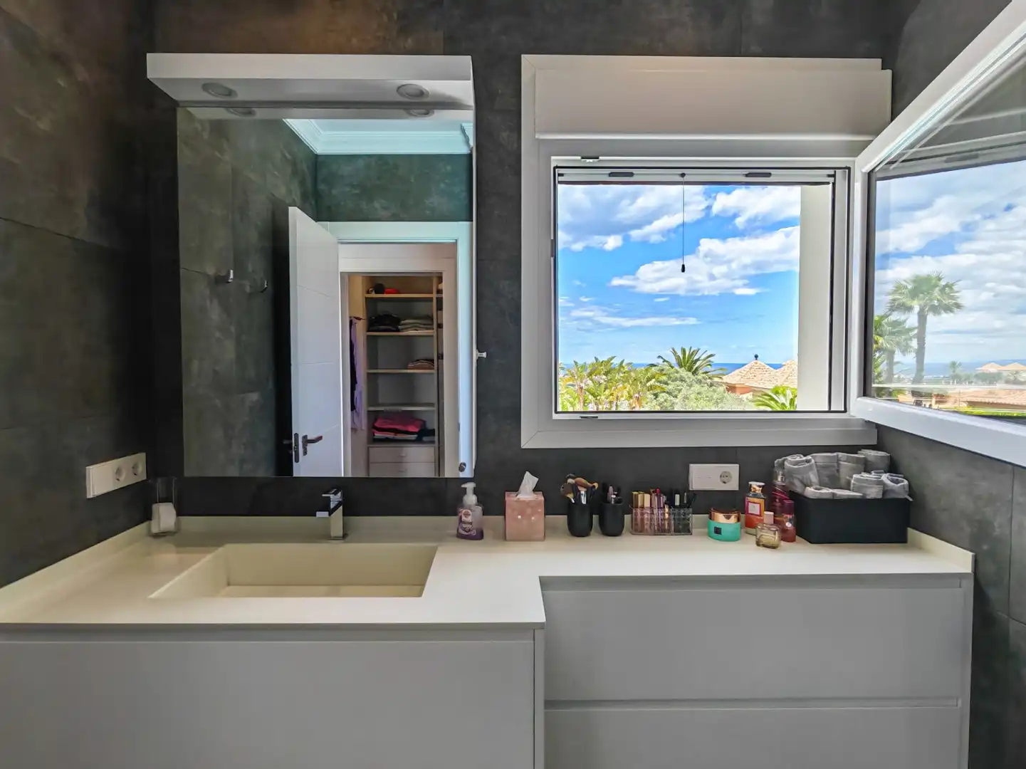 Bathroom of Houses for sale in Dénia  with Air Conditioner, Heating and Private garden