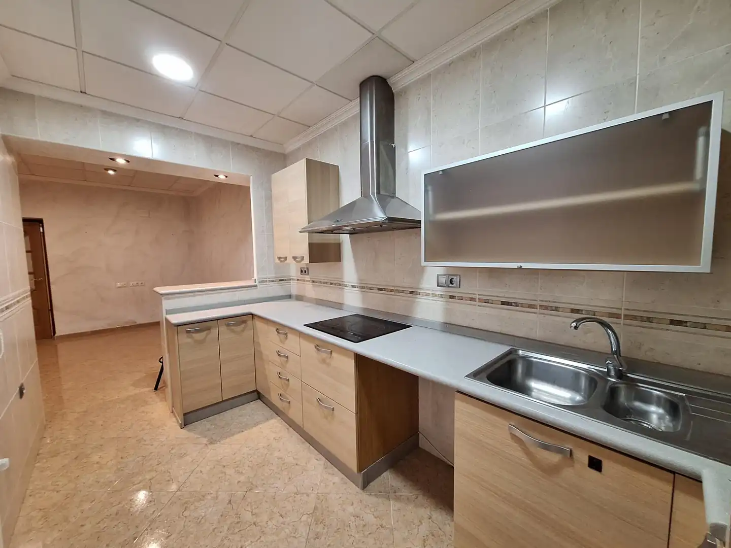 Cocina de Casa o chalet en venta en Algueña con Calefacción, Balcón y Jacuzzi
