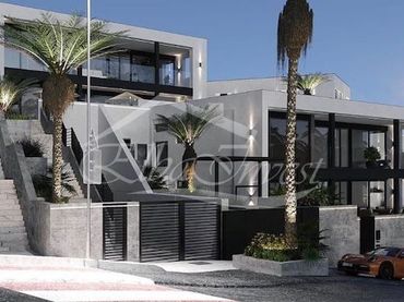 Villa con piscina in vendita a Costa Adeje