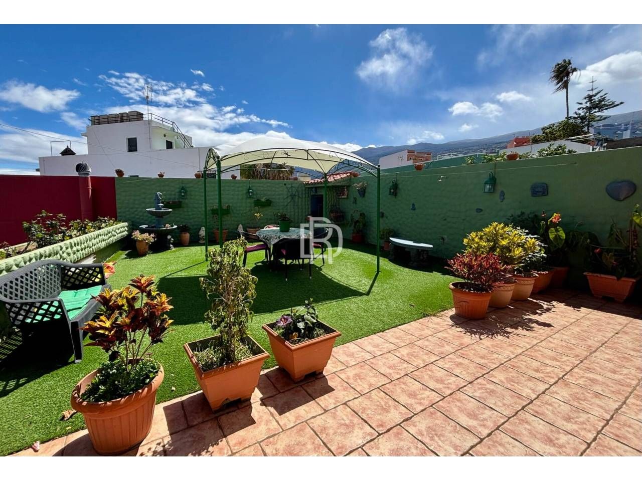 Jardí de Casa o xalet en venda en Los Realejos amb Jardí privat, Terrassa i Moblat