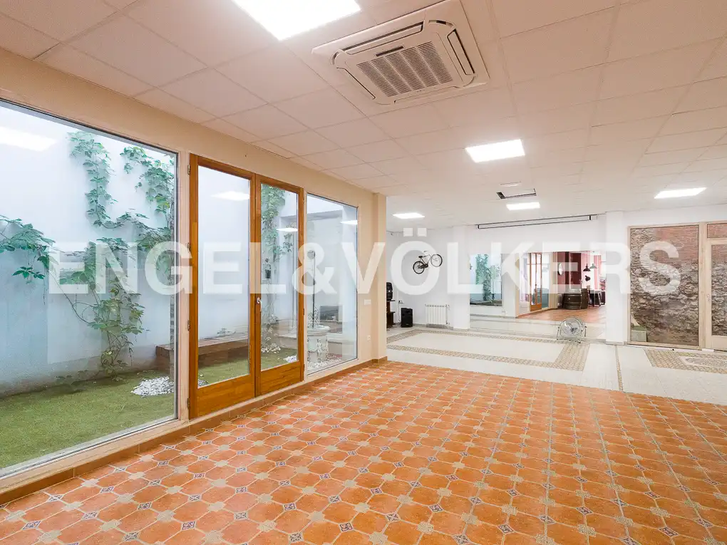 Houses for sale in Alzira  with Air Conditioner, Heating and Terrace