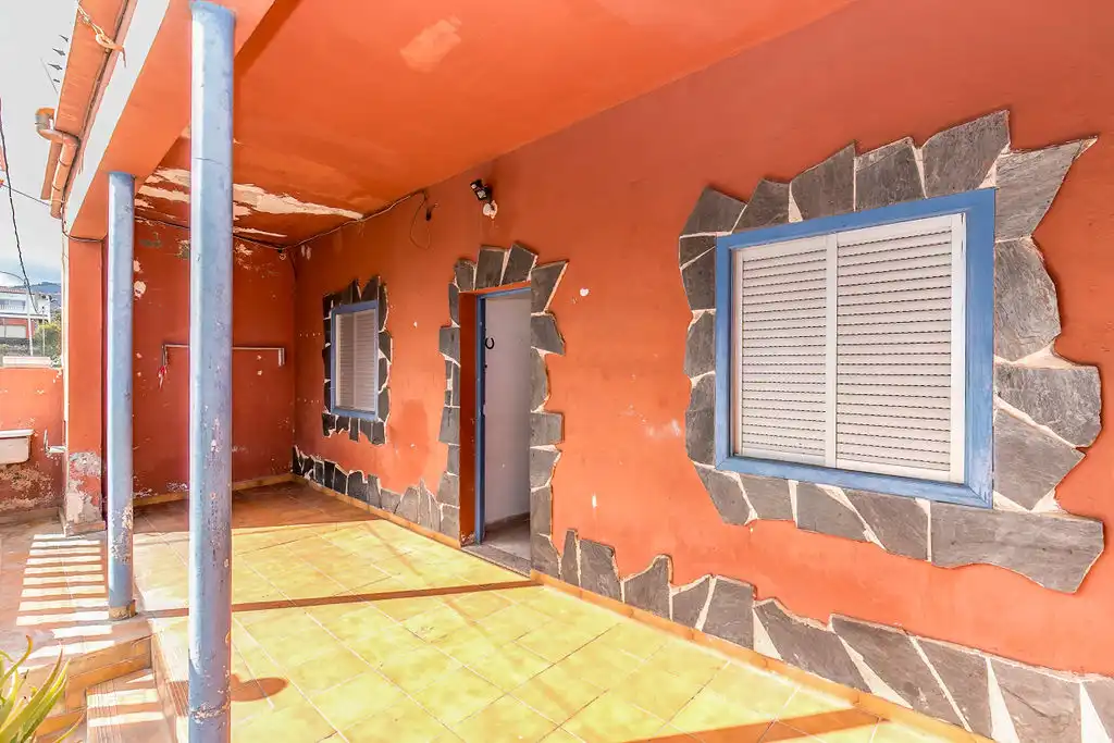 Casa adosada en venta en C/ Lezcano, Llano del Moro