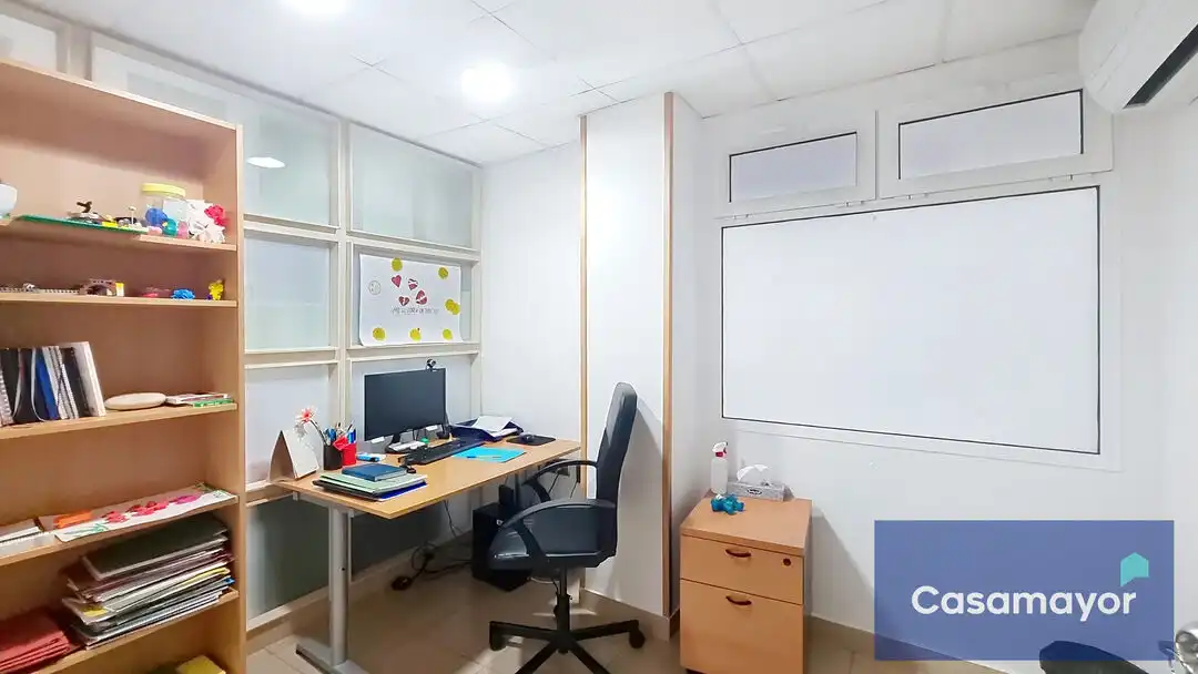 Oficina de lloguer en Centro