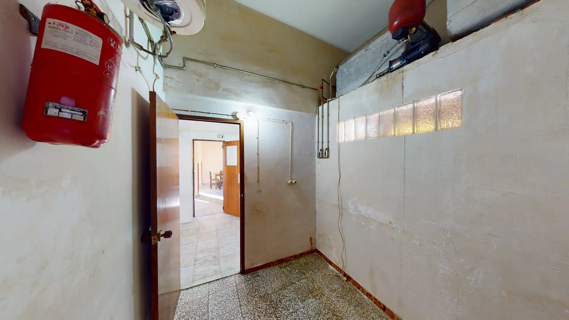 Commercial properties for sale in Busot  with Air Conditioner and Furnished