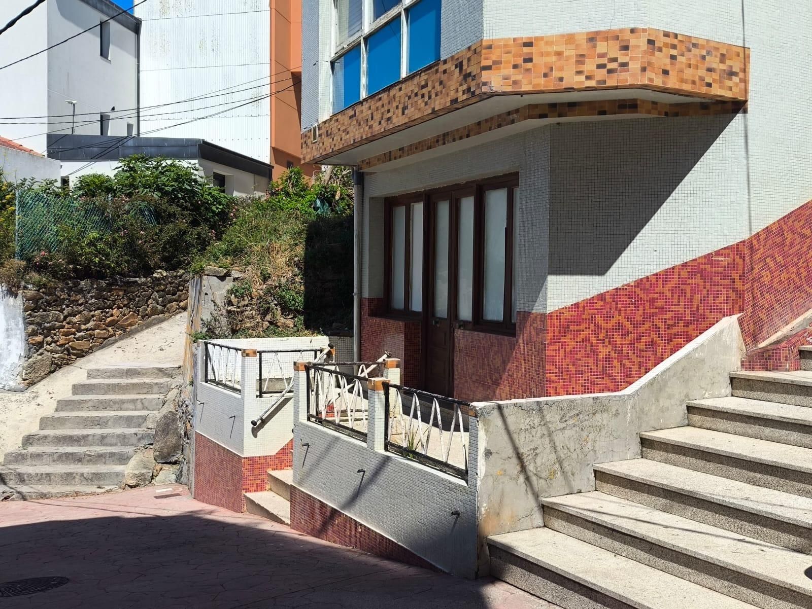 Exterior view of House or chalet for sale in Malpica de Bergantiños  with Terrace and Storage room