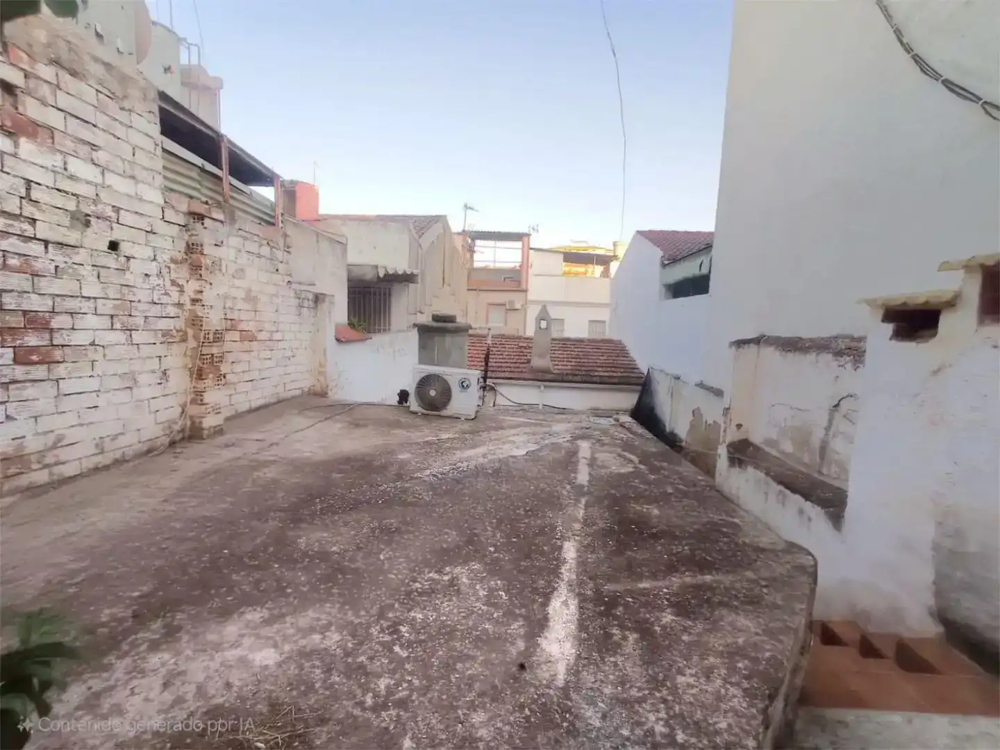 Casa adosada en venda en Linares