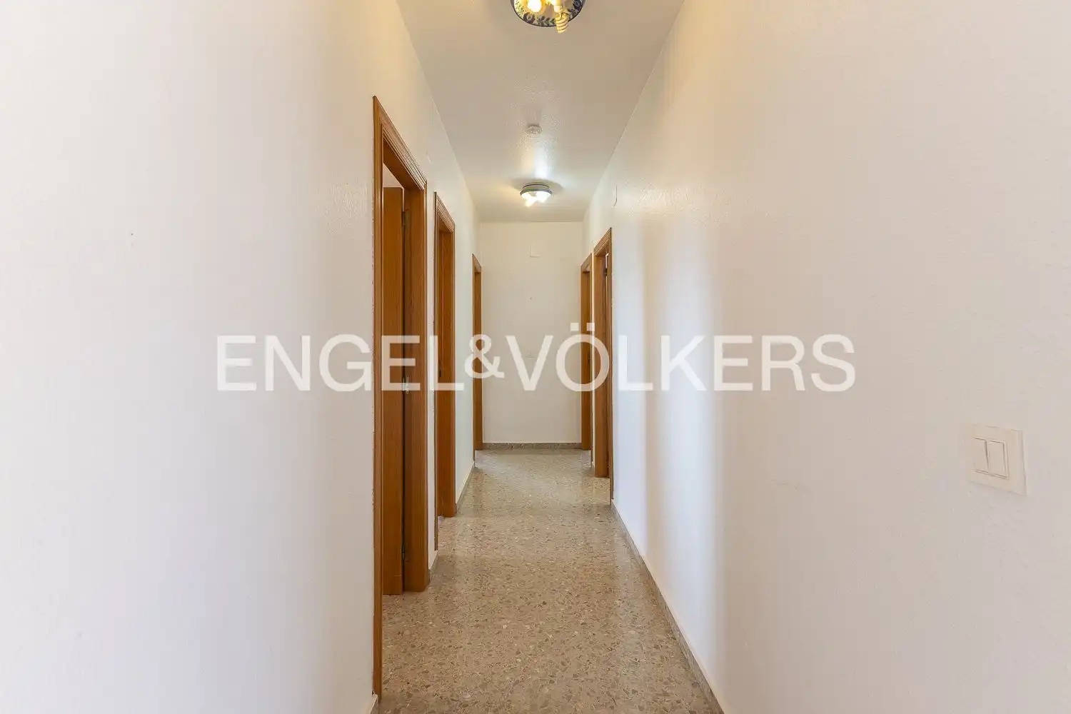 Haus oder Chalet zur Miete in El Puig de Santa Maria mit Klimaanlage, Heizung und Privatgarten
