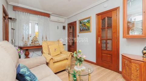 Photo 3 of Flat for sale in Pueblo Nuevo, Madrid