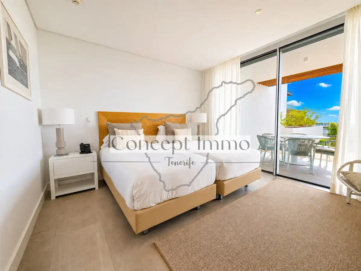 Habitación de Planta baja en venta en Guía de Isora con Aire acondicionado, Jardín privado y Terraza
