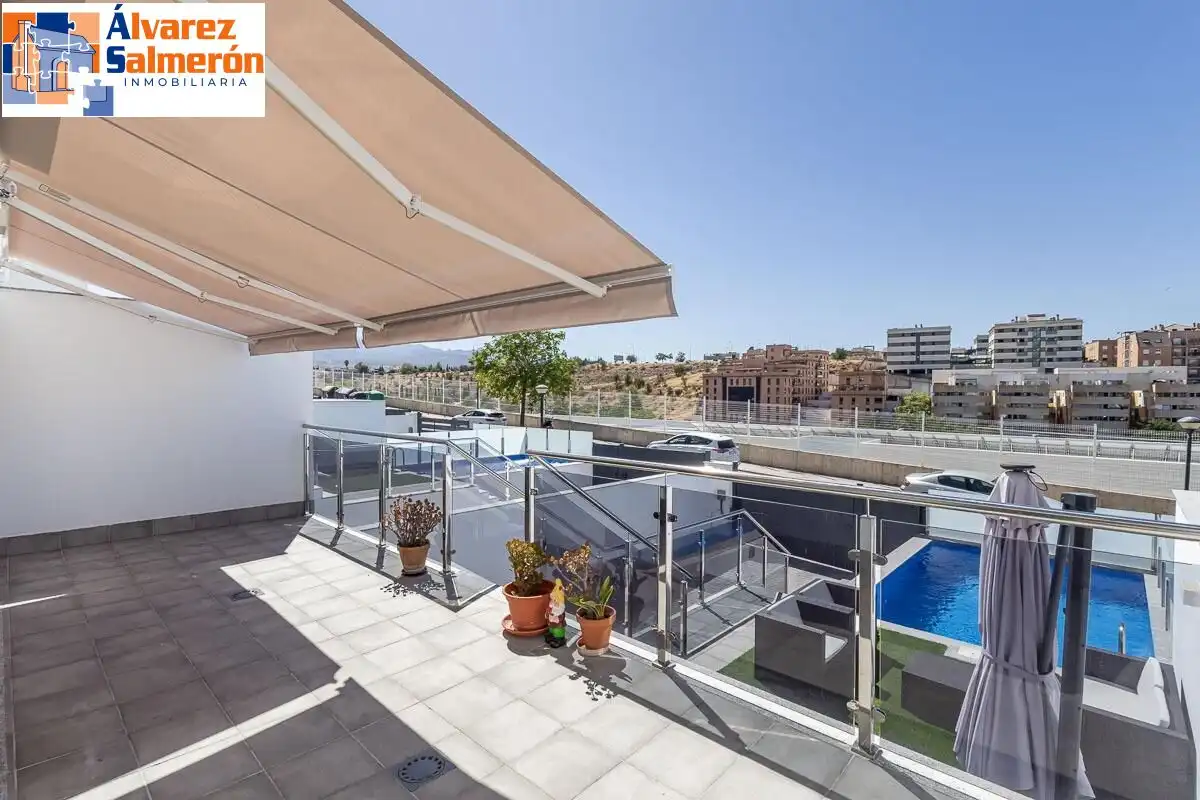 Chalet con terraza en venta en Calle Chimborazo, imagen 7